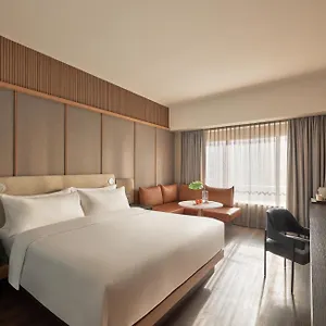 Amara - Newly Renovated Отель